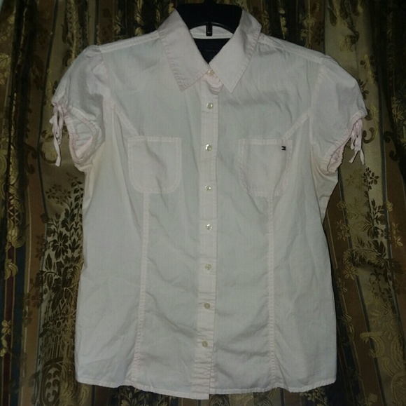 Tommy Hilfiger Tops - Tommy Hilfiger button up top sz medium